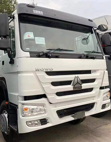 HOWO 560HP tractor trucks Shipped to QUAE Customer