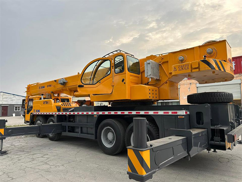 used-70Ton-crane-